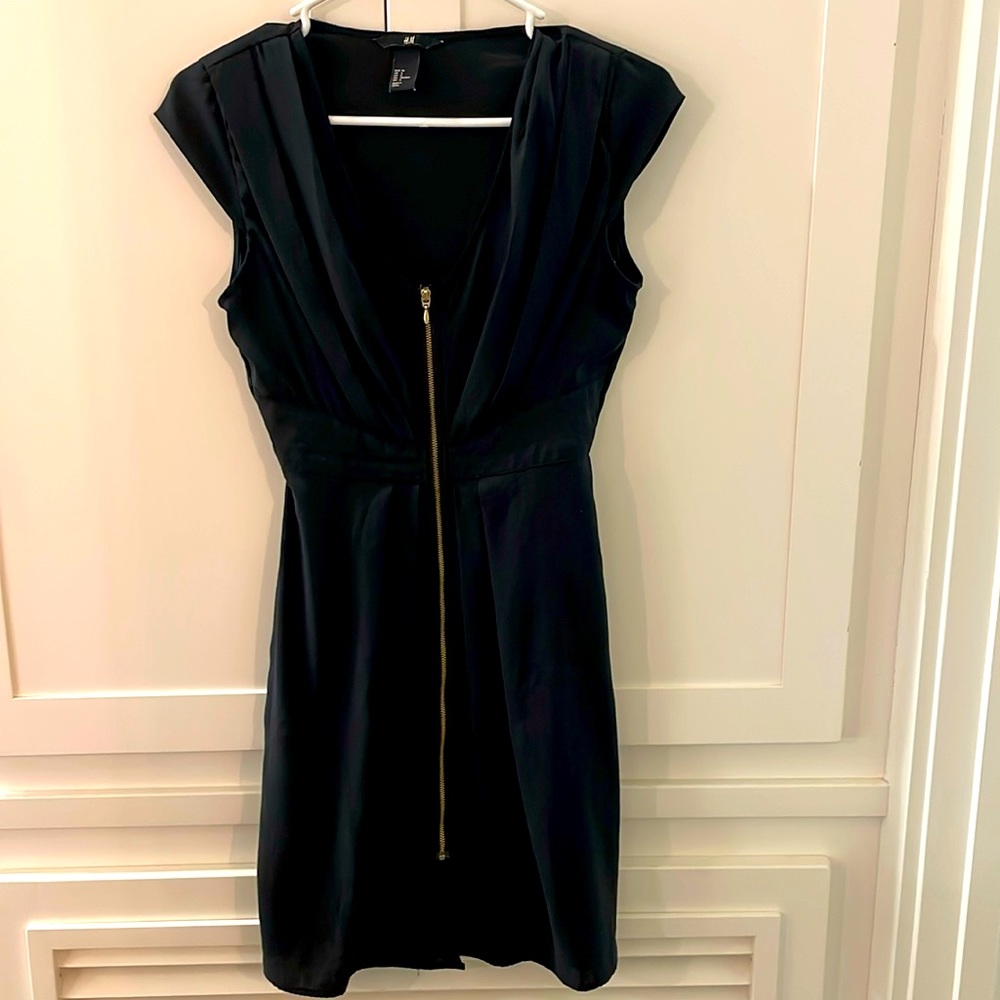 H&M black front zip dress